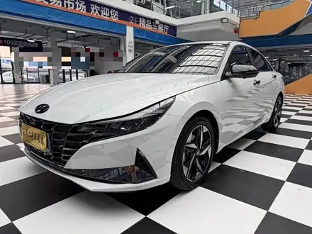 HYUNDAI ELANTRA 2022