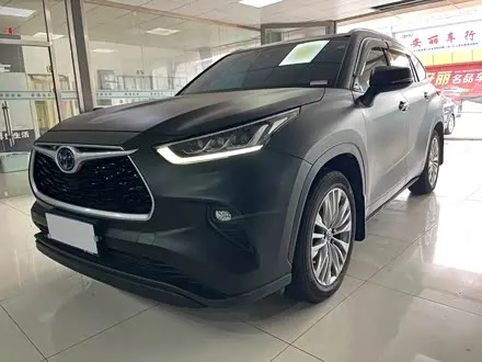 TOYOTA HIGHLANDER 2023