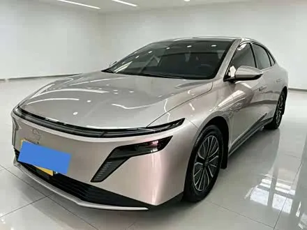 Nissan N6 — из Китая под ключ