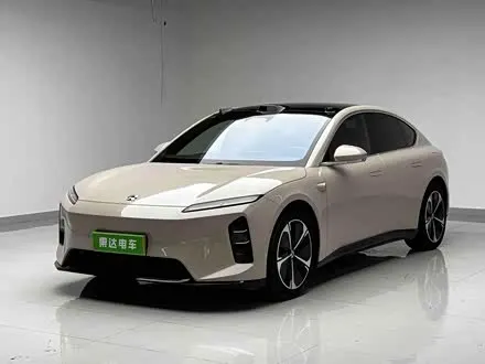 NIO ET5 2025