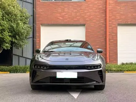 ZEEKR 001 2026