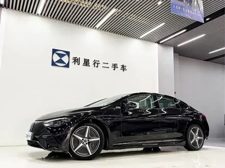 MERCEDES-BENZ EQE 2022