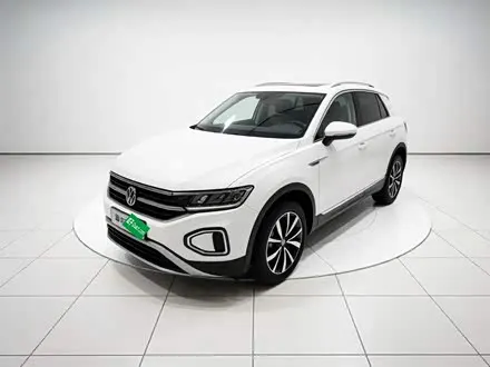 VOLKSWAGEN T-ROC 2023