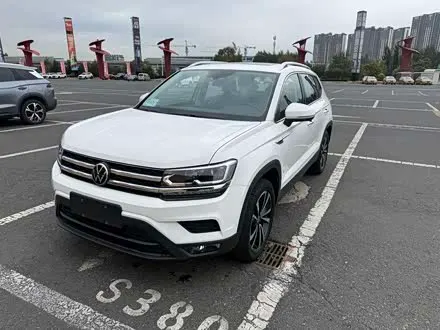 VOLKSWAGEN THARU 2021
