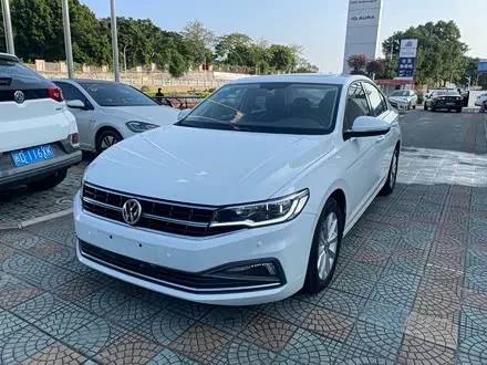 VOLKSWAGEN BORA 2020