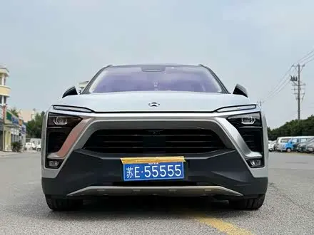 NIO ES8 2018