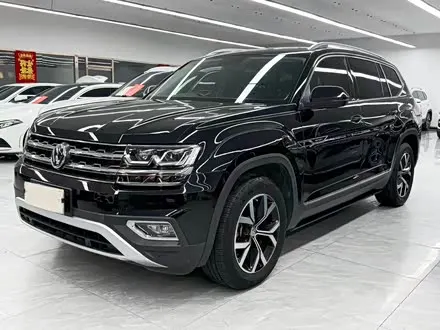 VOLKSWAGEN TERAMONT 2020