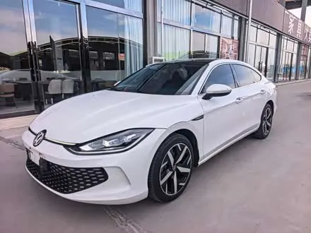 VOLKSWAGEN LAMANDO 2023