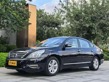 NISSAN TEANA 2011