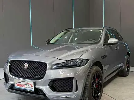 JAGUAR F-PACE 2020