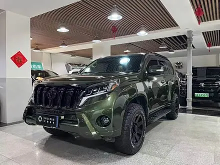 TOYOTA PRADO 2010