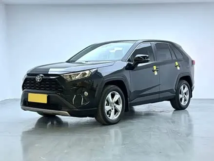 TOYOTA RAV4 2022