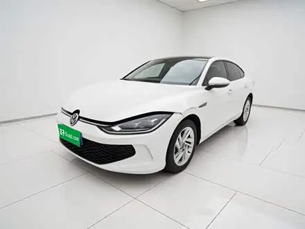 VOLKSWAGEN LAMANDO 2022