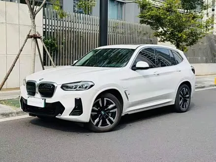 BMW IX3 2023