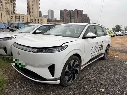 DONGFENG EΠ008 — из Китая под ключ