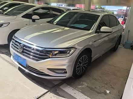 VOLKSWAGEN SAGITAR 2019