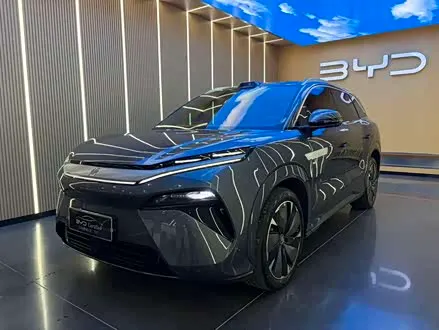BYD TANG L 2025