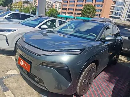 BYD TANG L 2025