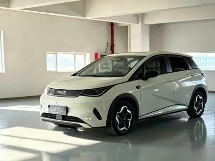 BYD DOLPHIN 2025