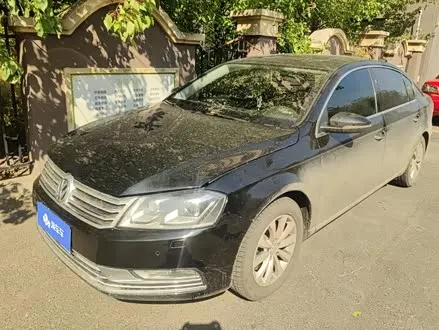VOLKSWAGEN MAGOTAN 2013