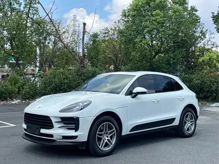 PORSCHE MACAN 2018