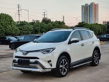 TOYOTA RAV4 2016