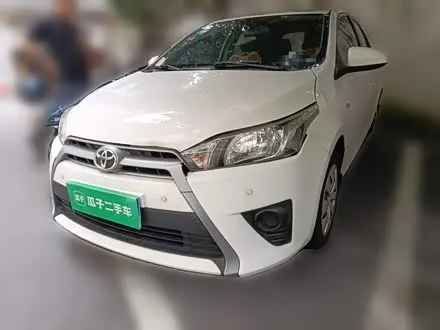 TOYOTA YARIS L 2015