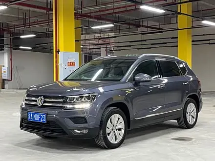 VOLKSWAGEN THARU 2019