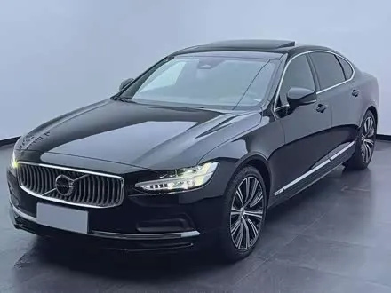 VOLVO S90 2024