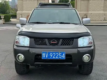 Nissan 帕拉丁 — из Китая под ключ