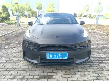 LYNK & CO 03 2021