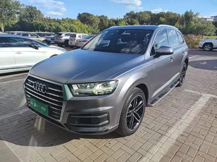 AUDI Q7 2018