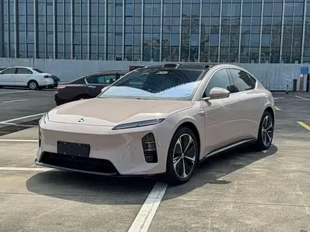 NIO ET5 2025