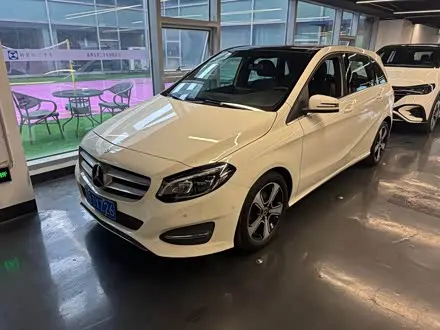 MERCEDES-BENZ B-CLASS 2017
