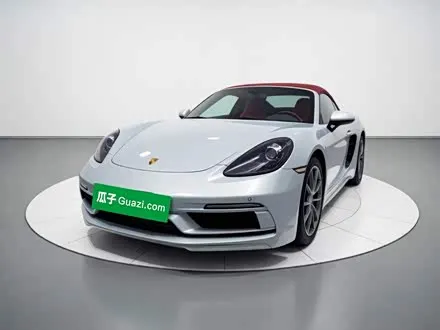 PORSCHE 718 2020