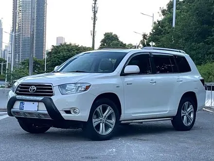 TOYOTA HIGHLANDER 2009