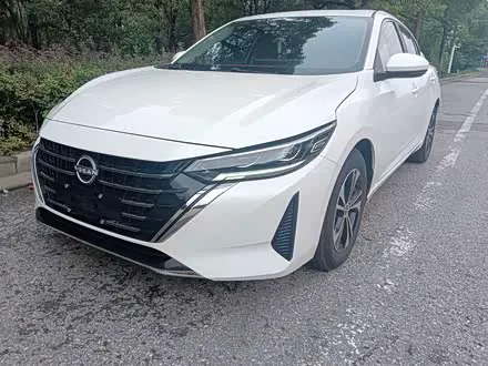 NISSAN SYLPHY 2025