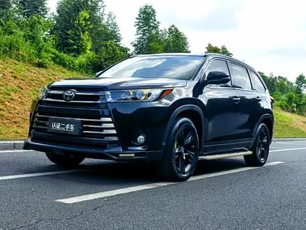TOYOTA HIGHLANDER 2018