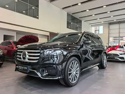 MERCEDES-BENZ GLS 2024