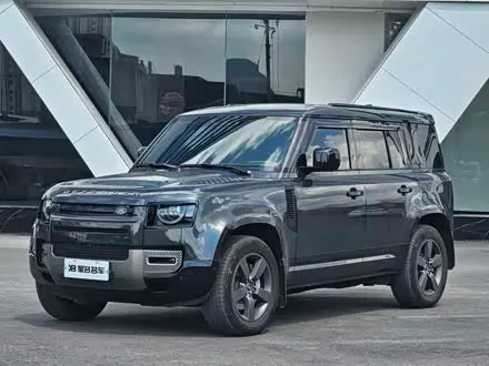 LAND ROVER DEFENDER 2025