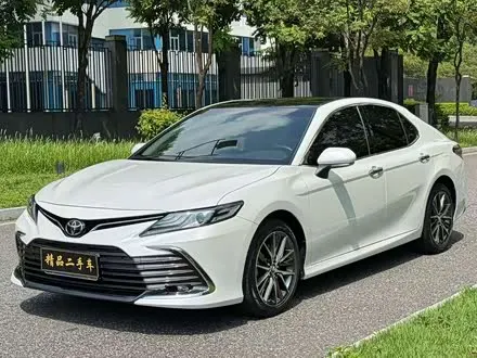 TOYOTA CAMRY 2021