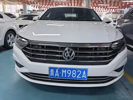 VOLKSWAGEN SAGITAR 2020