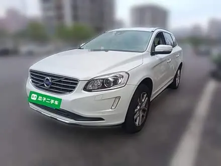 VOLVO XC60 2017