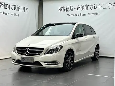 MERCEDES-BENZ B-CLASS 2012