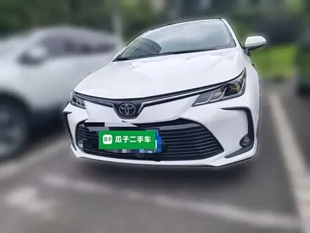 TOYOTA COROLLA 2019