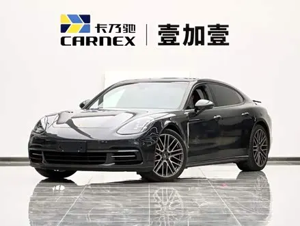 PORSCHE PANAMERA 2017
