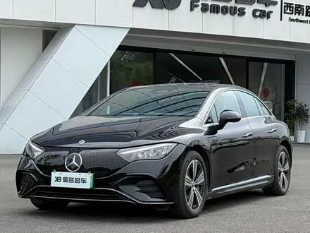 MERCEDES-BENZ EQE 2025