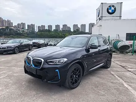 BMW IX3 2022