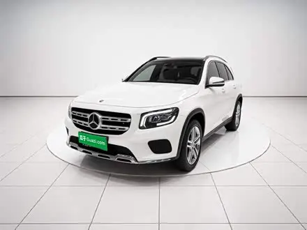 MERCEDES-BENZ GLB 2023