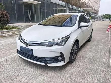 TOYOTA COROLLA 2018